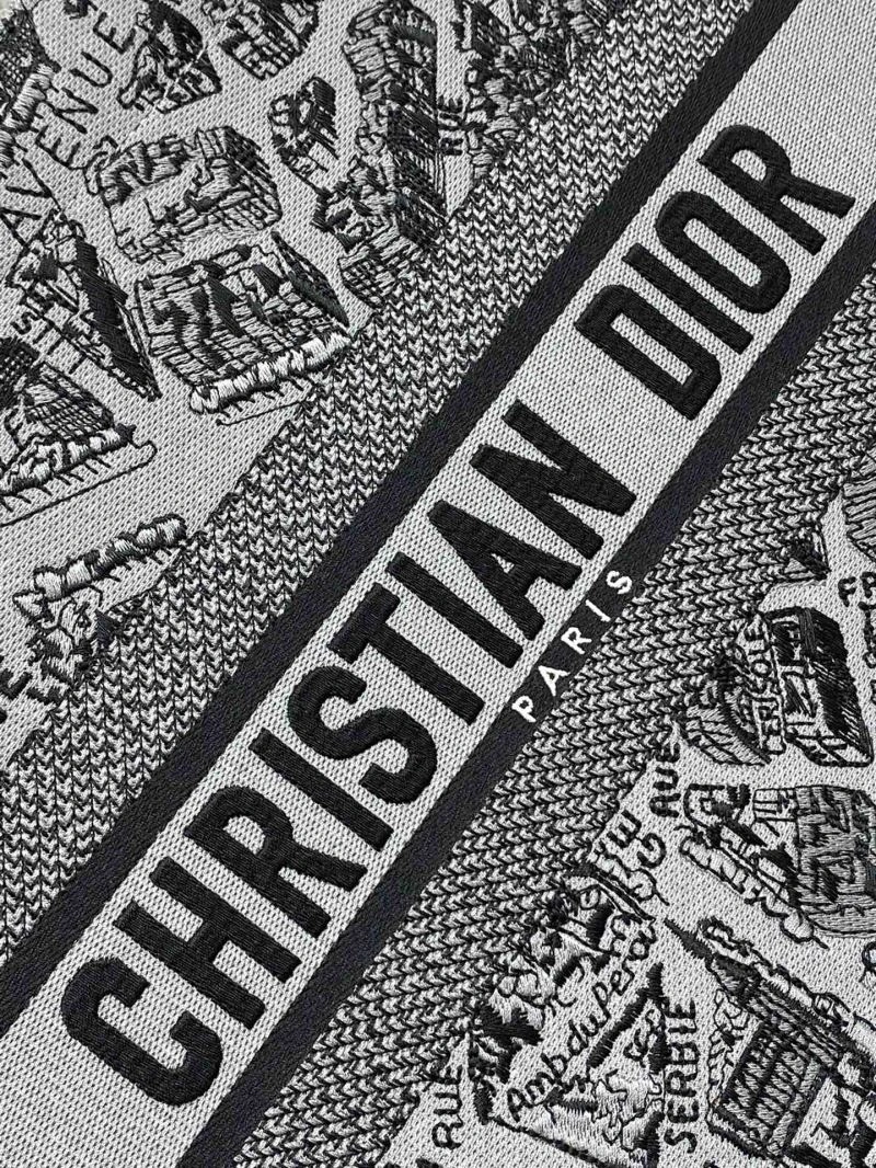 Tailored Christian Dior Shopping Bags 75636