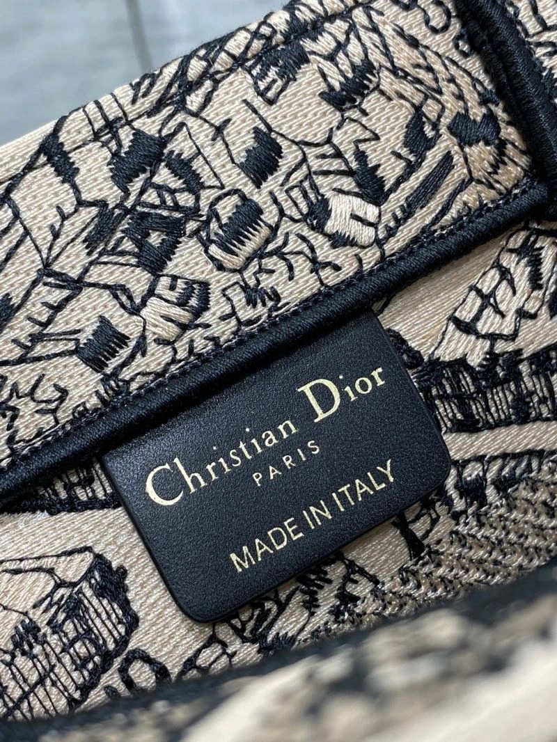 FreshLook Christian Dior Shopping Bags 75649