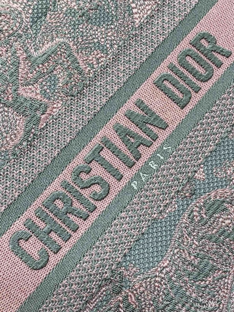 Neat Christian Dior Shopping Bags 75637