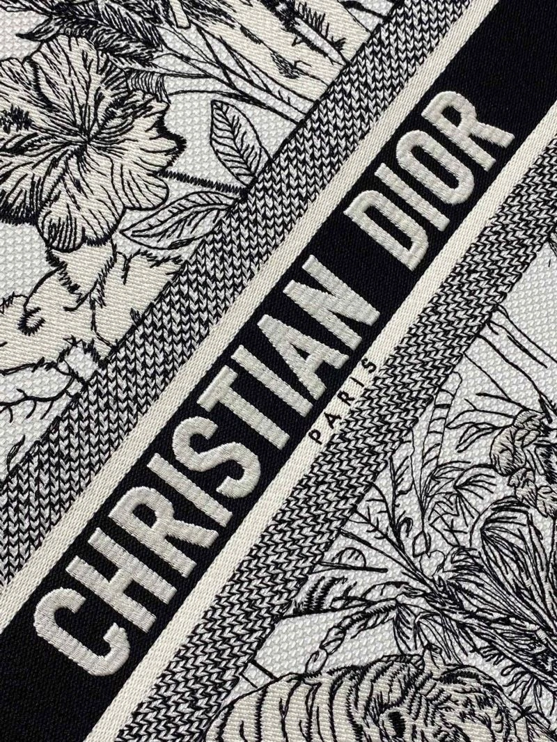 Christian Dior Shopping Bags Bright 75647