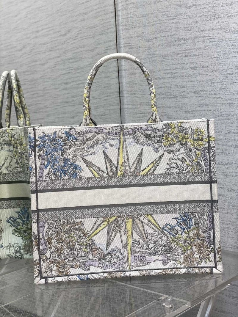 Unisex Christian Dior Shopping Bags 75609