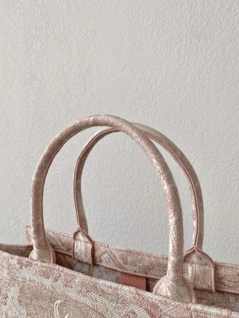 Timeless Christian Dior Shopping Bags 75582