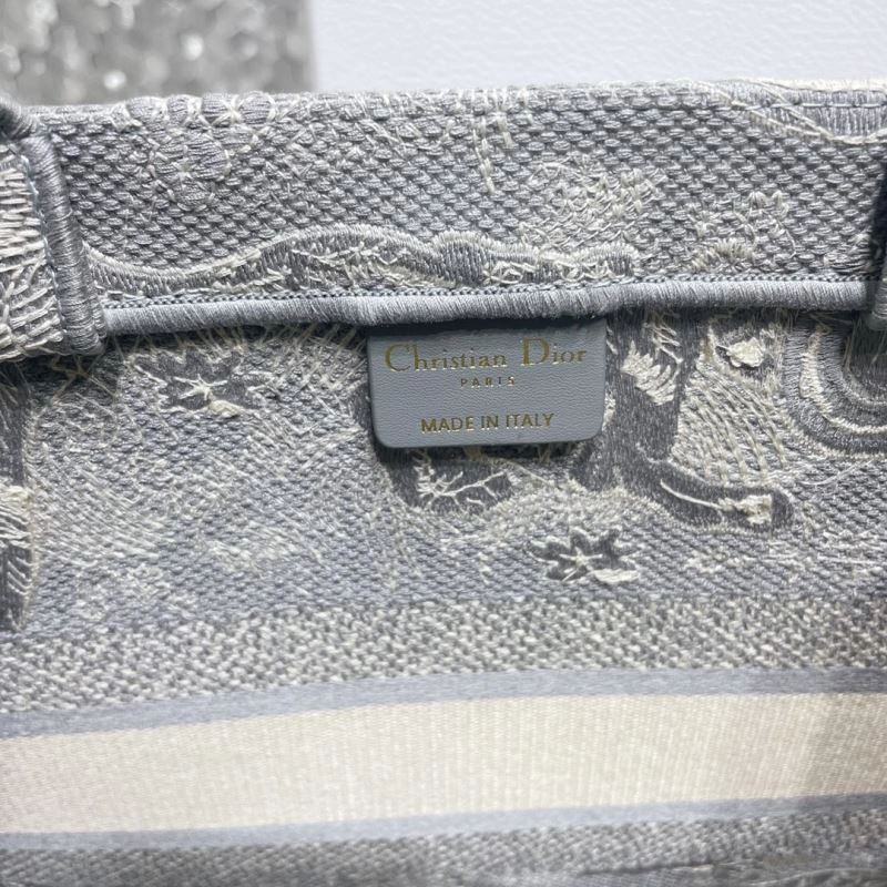 Christian Dior Shopping Bags WellDesigned 75601