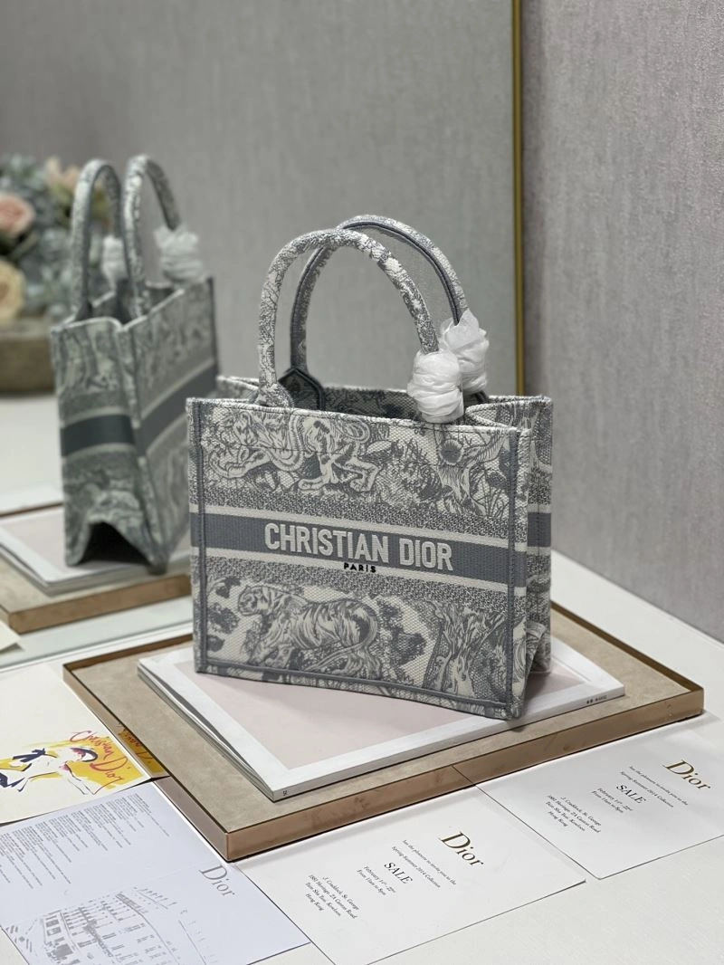 Christian Dior Shopping Bags Lightweight 75586
