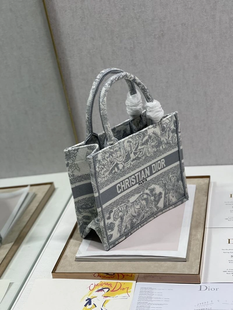 Christian Dior Shopping Bags Lightweight 75586