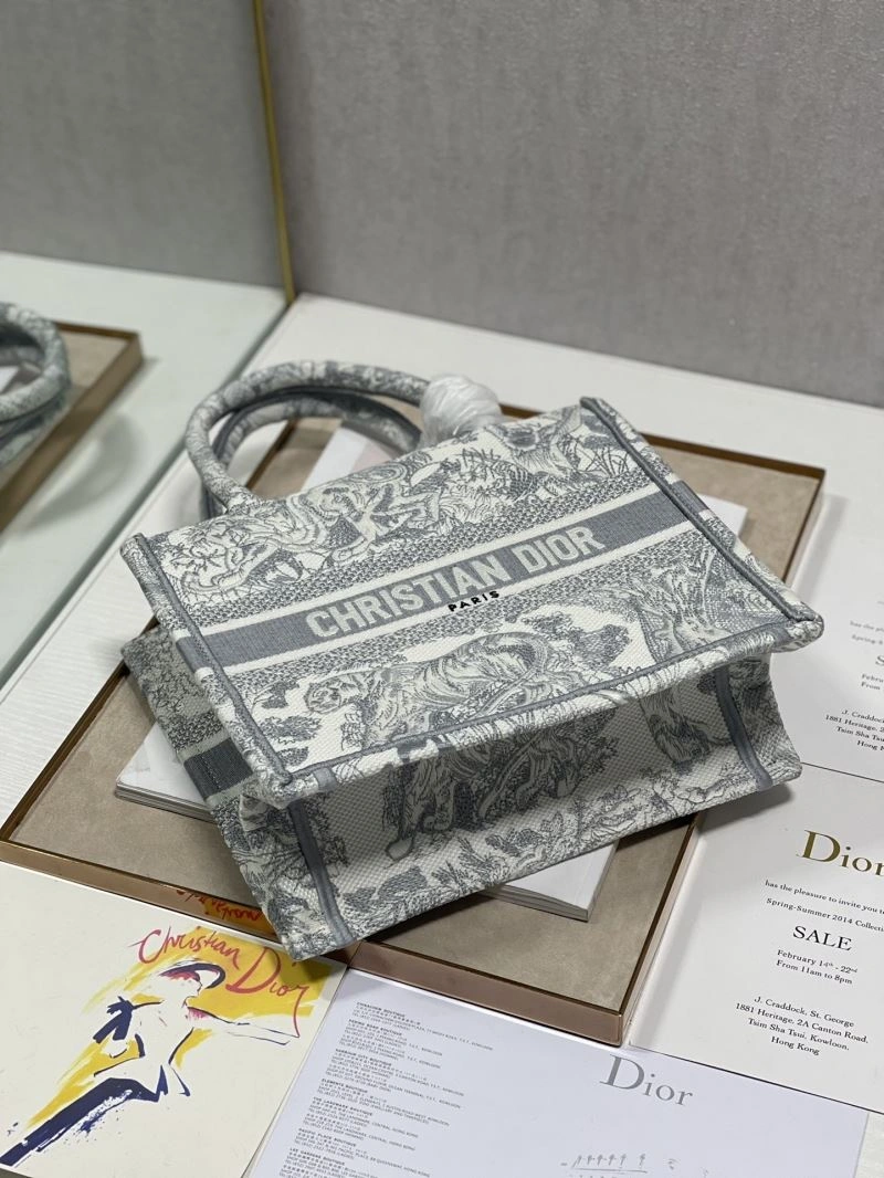 Christian Dior Shopping Bags Lightweight 75586