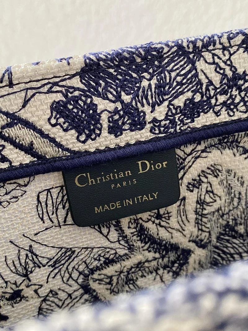 Christian Dior Shopping Bags Minimalist 75592