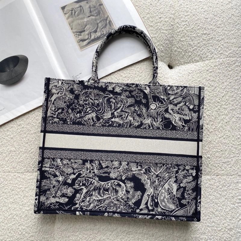 Stylish Christian Dior Shopping Bags 75583