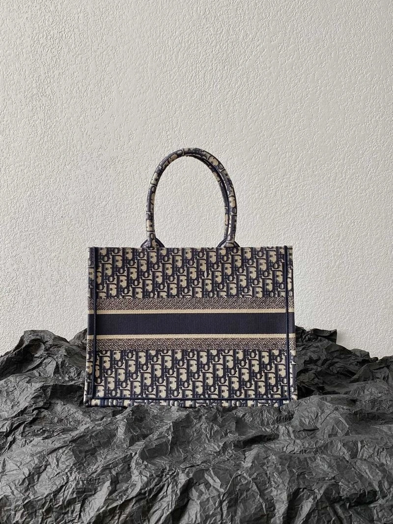 Christian Dior Shopping Bags UrbanChic 75610