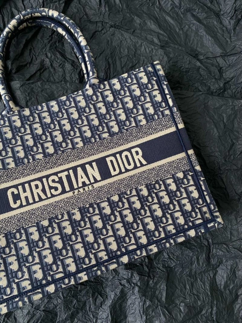 Christian Dior Shopping Bags UrbanChic 75610