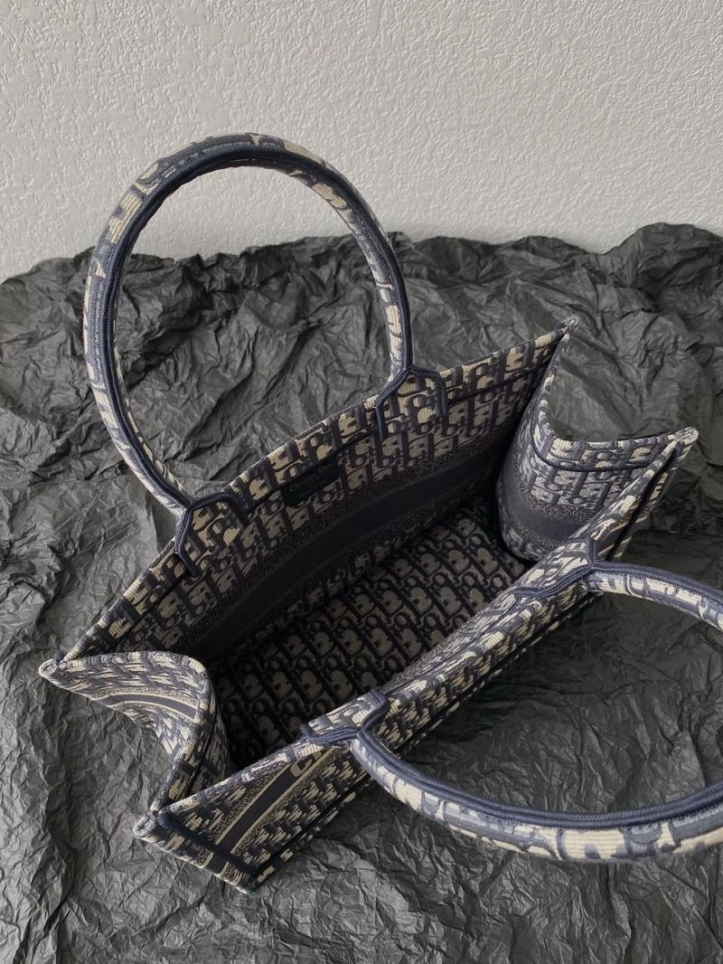 Christian Dior Shopping Bags UrbanChic 75610