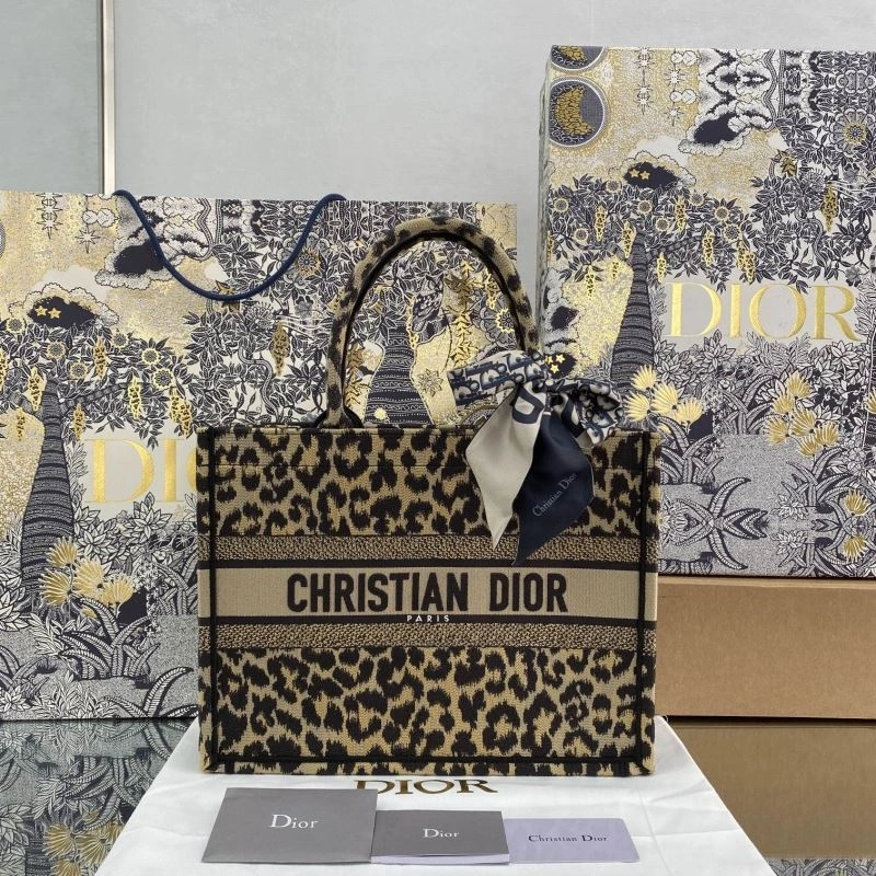 Resilient Christian Dior Shopping Bags 75602