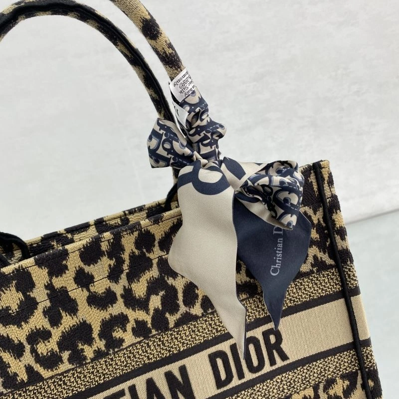 Resilient Christian Dior Shopping Bags 75602