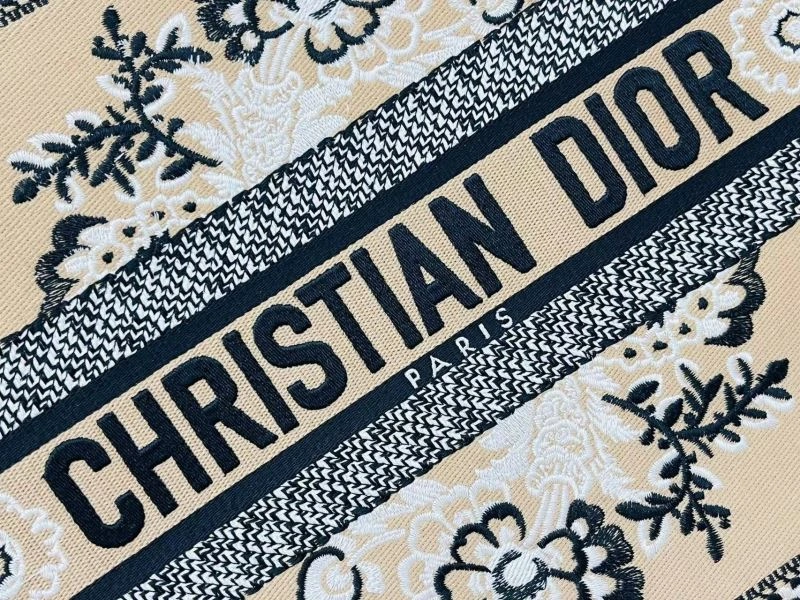 Stretchable Christian Dior Shopping Bags 75575
