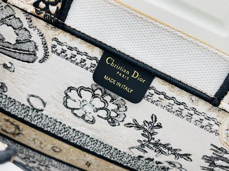 Stretchable Christian Dior Shopping Bags 75575