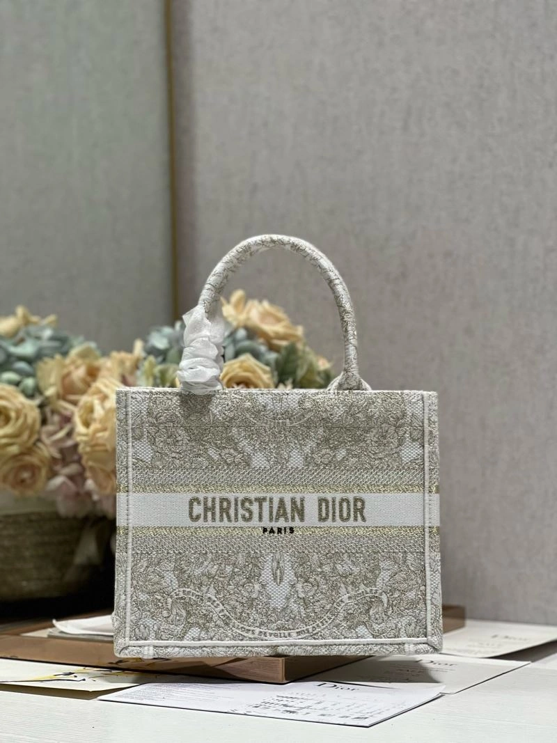 WaterResistant Christian Dior Shopping Bags 75560