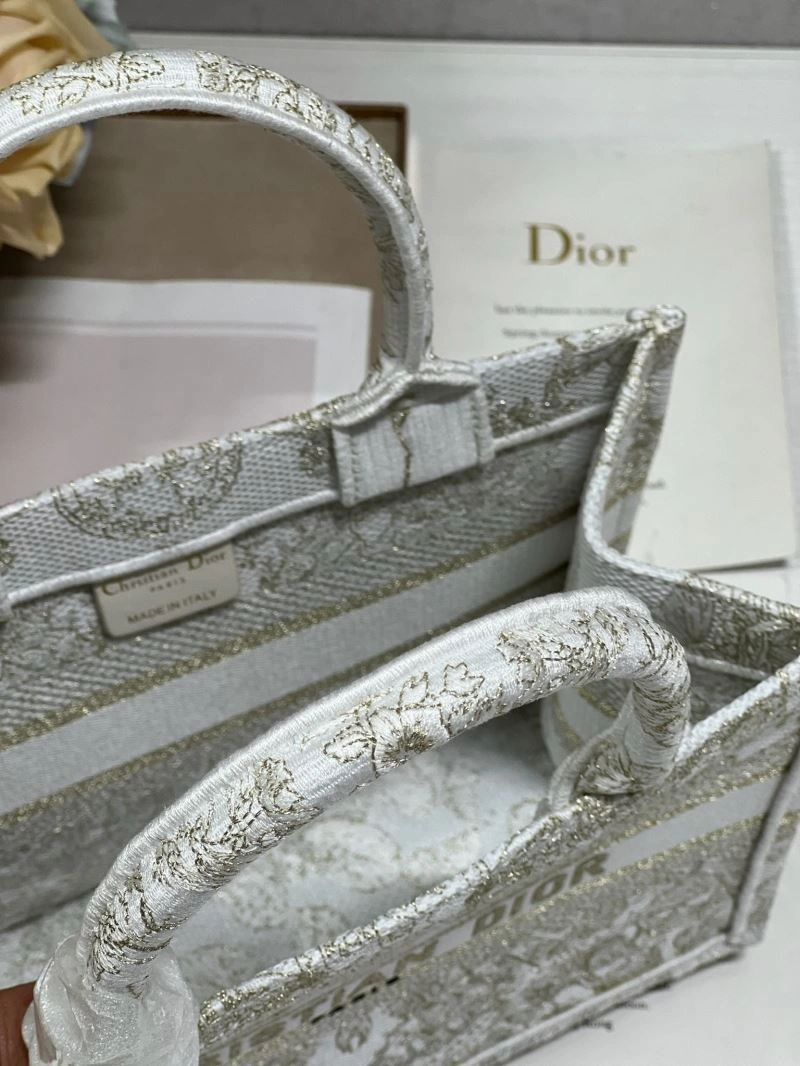 WaterResistant Christian Dior Shopping Bags 75560