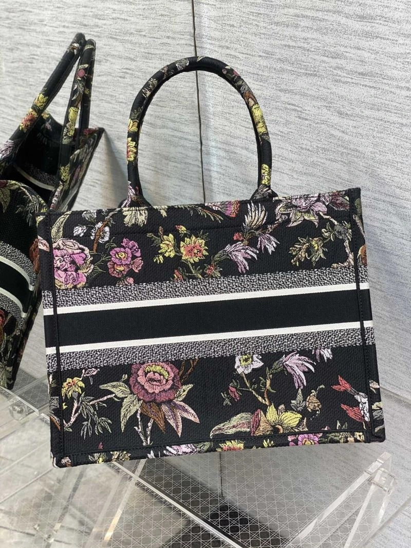 Christian Dior Shopping Bags EyeCatching 75552