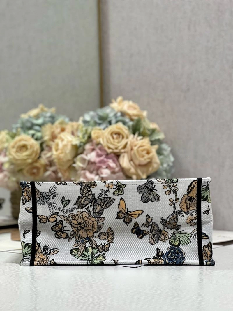 Sleek Christian Dior Shopping Bags 75542