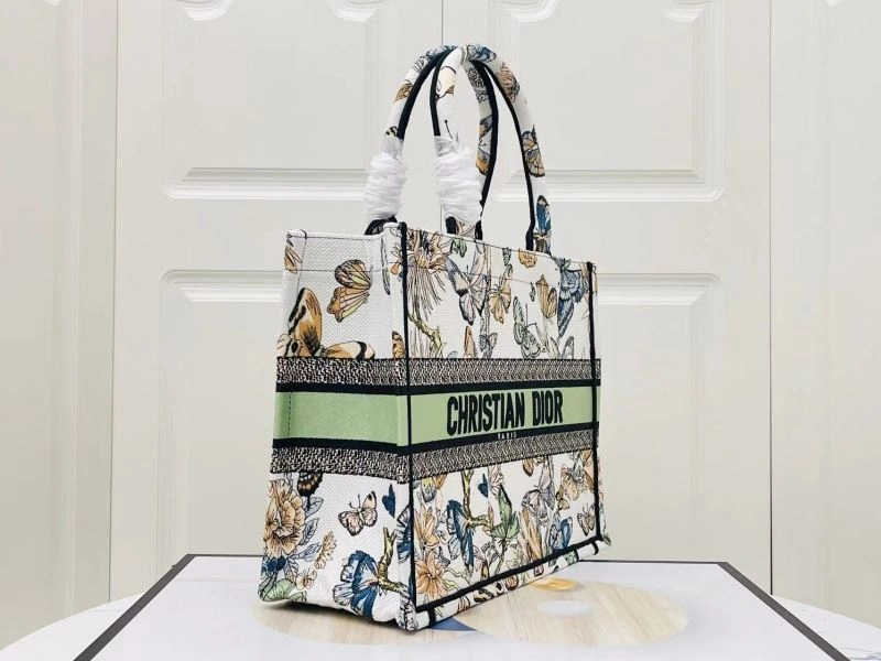 Supportive Christian Dior Shopping Bags 75536