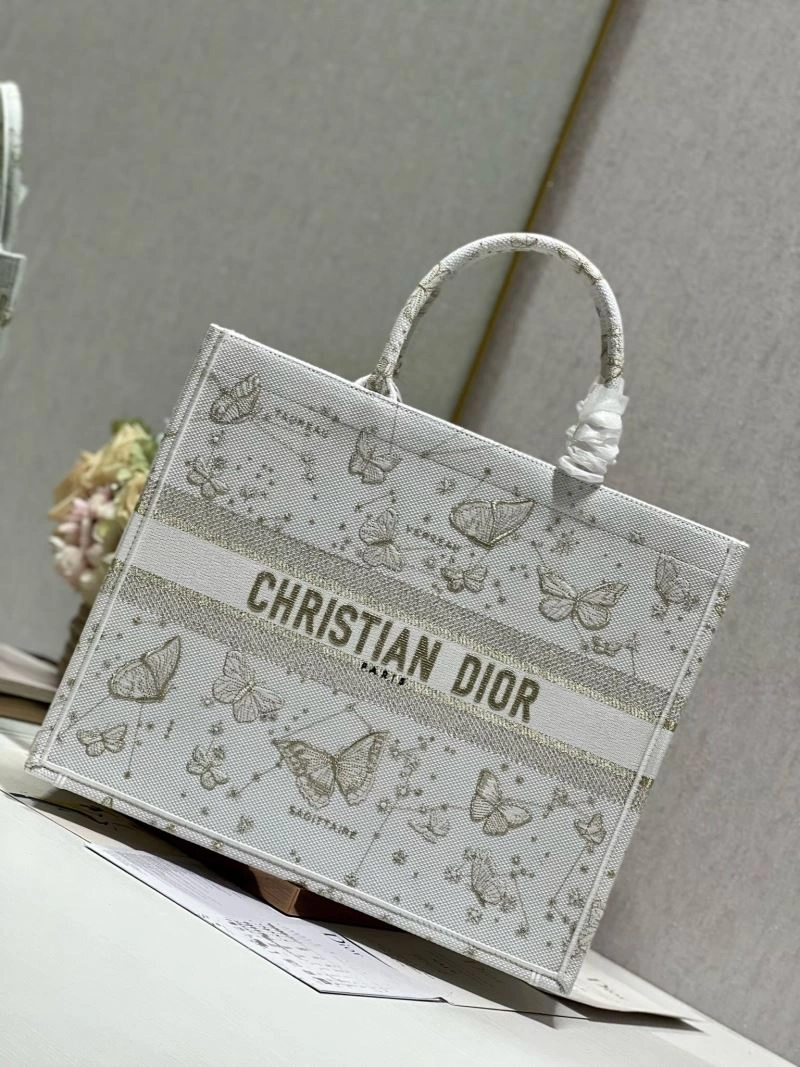 FashionForward Christian Dior Shopping Bags 75531