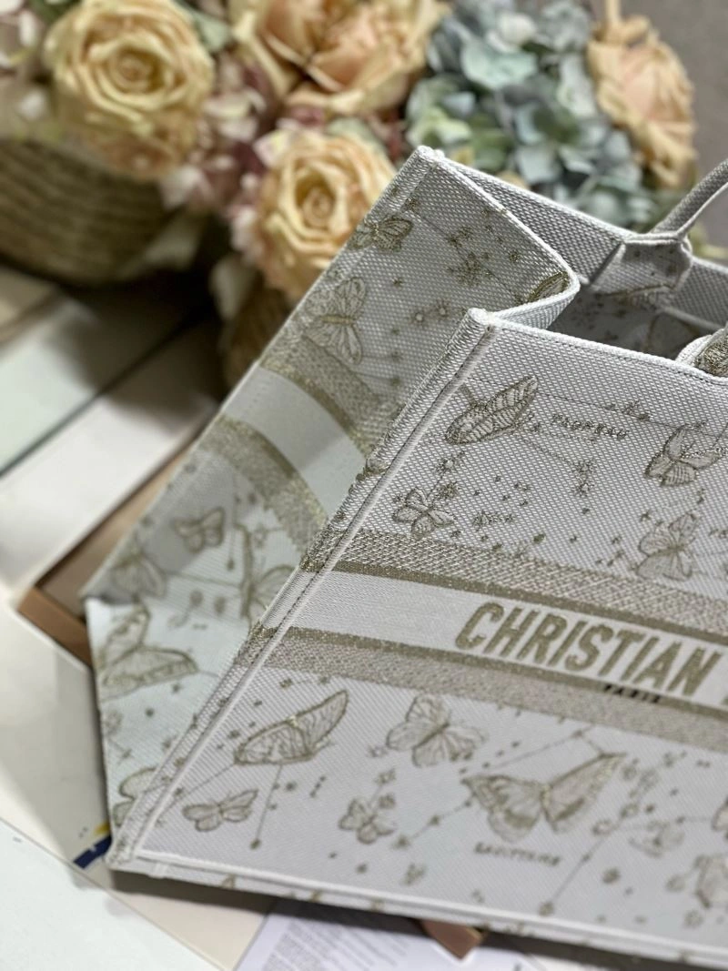 FashionForward Christian Dior Shopping Bags 75531