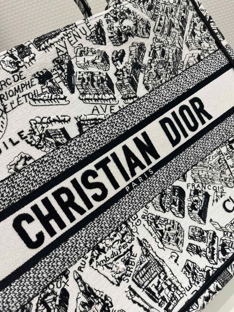 Christian Dior Shopping Bags FashionForward 75522