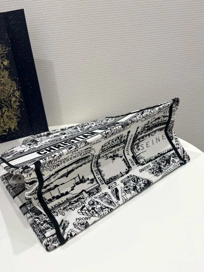 Christian Dior Shopping Bags FashionForward 75522