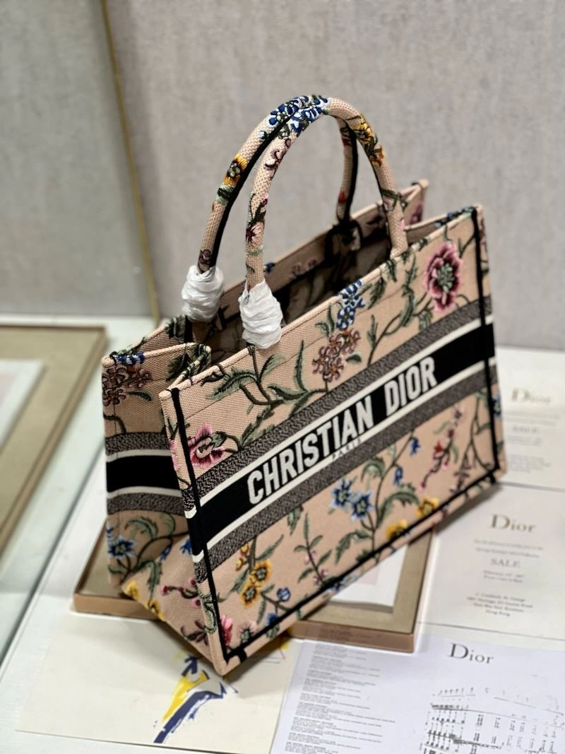 Fashionable Christian Dior Shopping Bags 75480