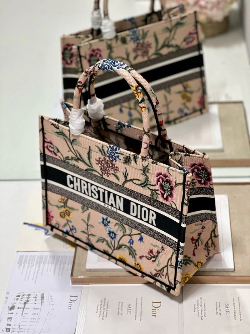 Fashionable Christian Dior Shopping Bags 75480
