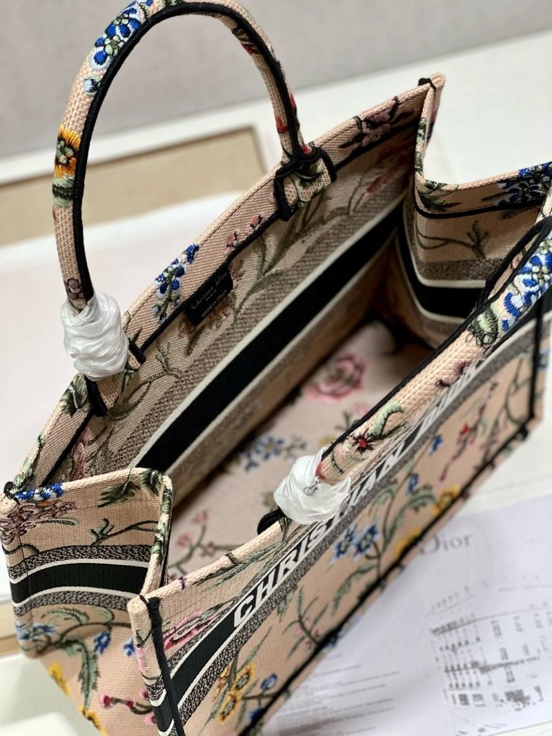 Fashionable Christian Dior Shopping Bags 75480