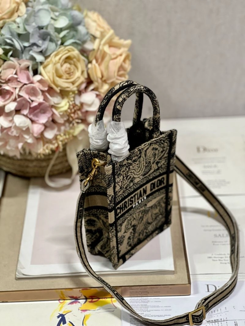 Christian Dior Shopping Bags AllSeason 75483