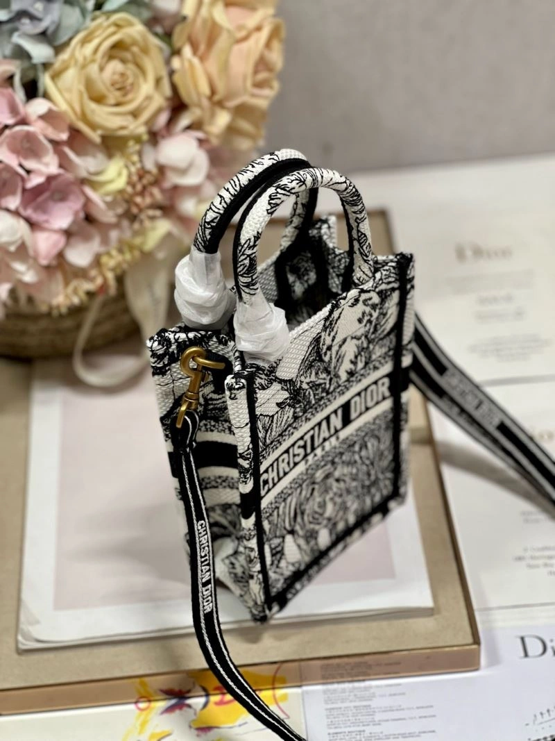 Youthful Christian Dior Shopping Bags 75482