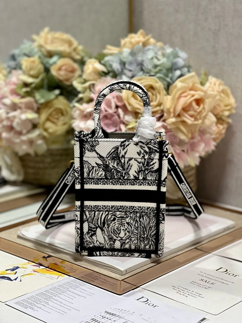 Youthful Christian Dior Shopping Bags 75482