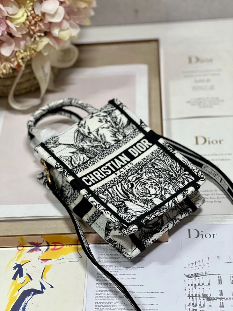 Youthful Christian Dior Shopping Bags 75482