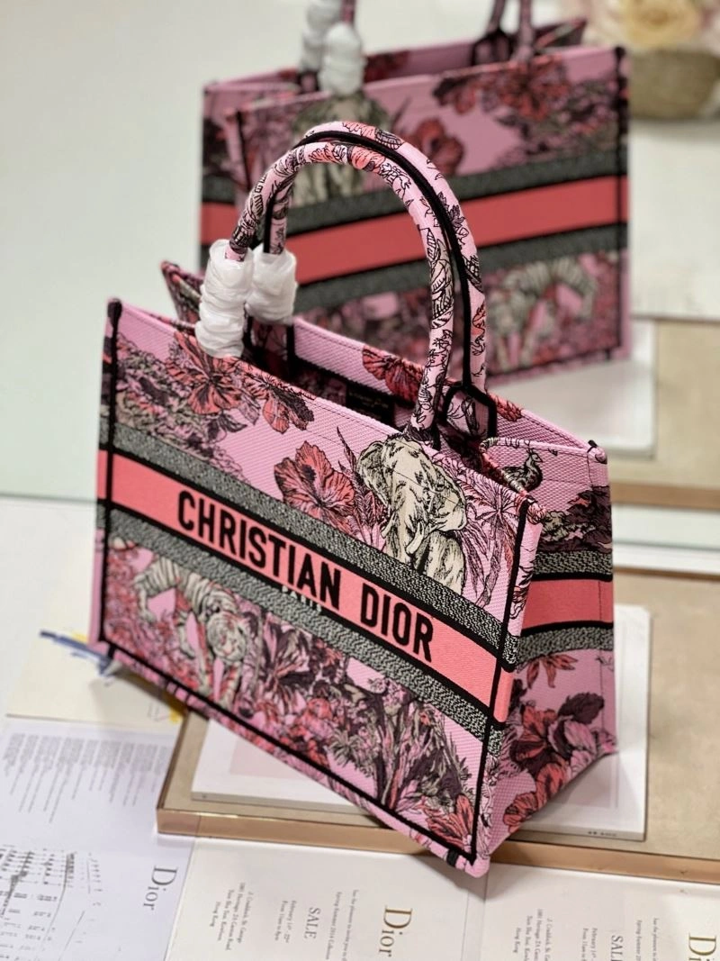 Effortless Christian Dior Shopping Bags 75477