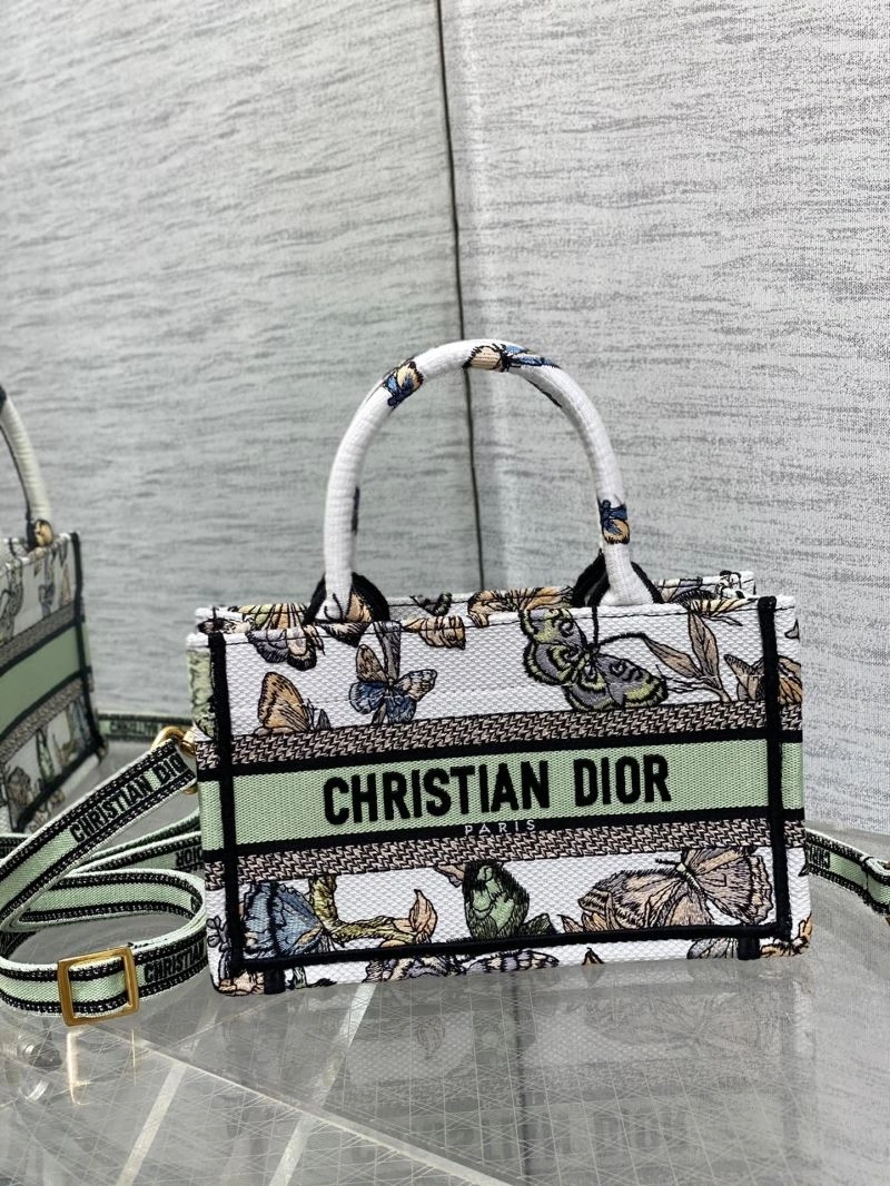 Sophisticated Christian Dior Shopping Bags 73913