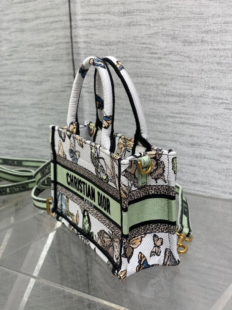 Sophisticated Christian Dior Shopping Bags 73913