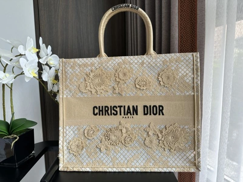 Christian Dior Shopping Bags Refined 73943