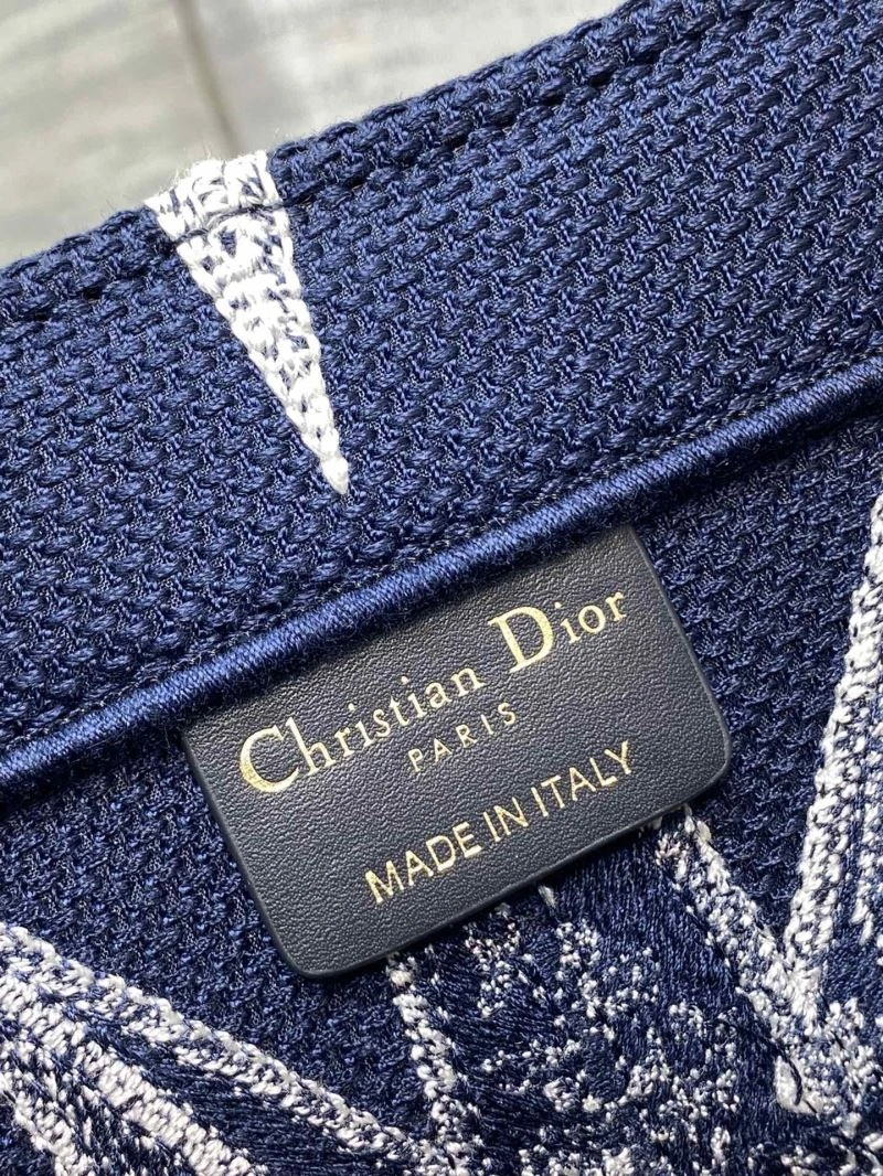 Christian Dior Shopping Bags Trendsetting 73903