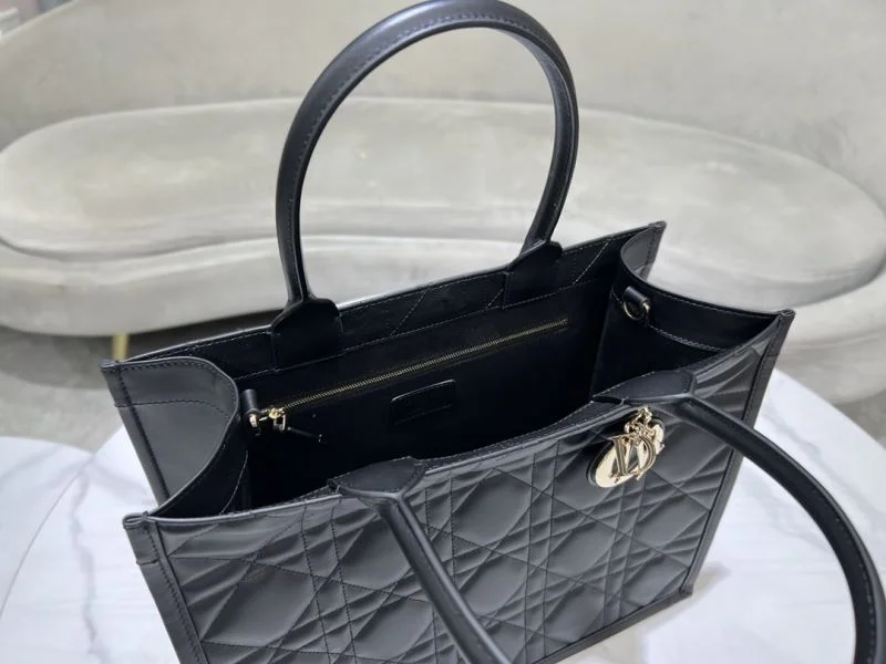 Christian Dior Shopping Bags TimelessDesign 37719