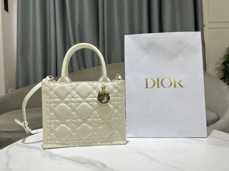 FashionForward Christian Dior Shopping Bags 73890