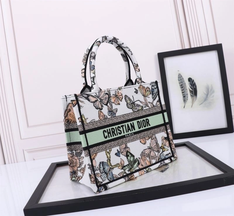 Effortless Christian Dior Shopping Bags 73873