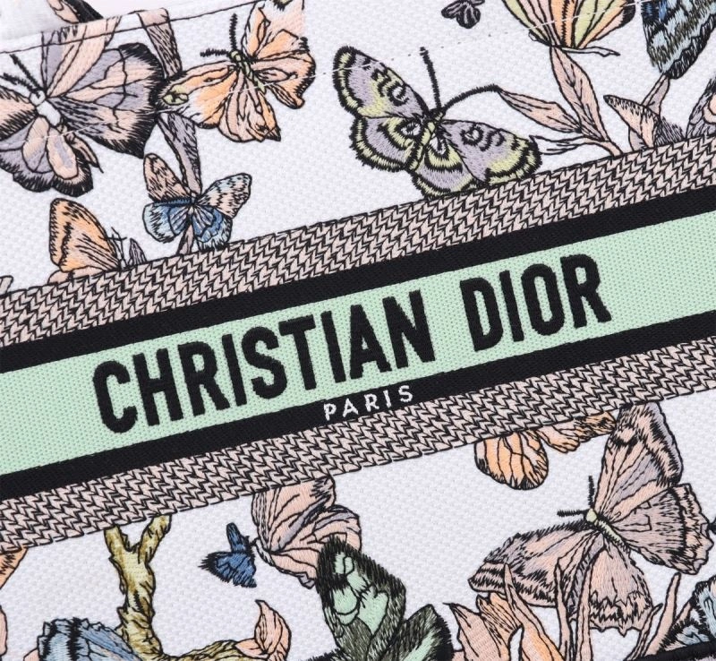Effortless Christian Dior Shopping Bags 73873