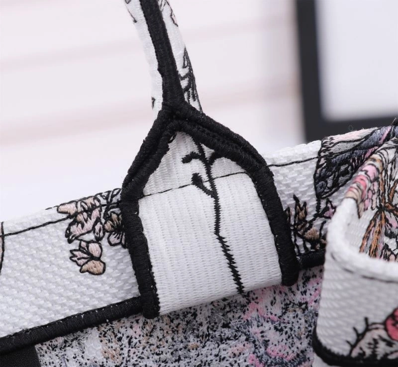 Christian Dior Shopping Bags GoAnywhere 73907