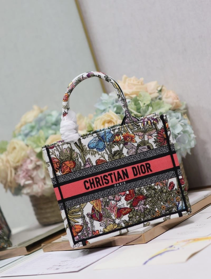 Functional Christian Dior Shopping Bags 73848