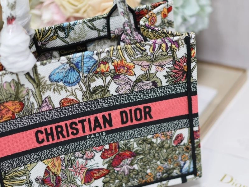Functional Christian Dior Shopping Bags 73848
