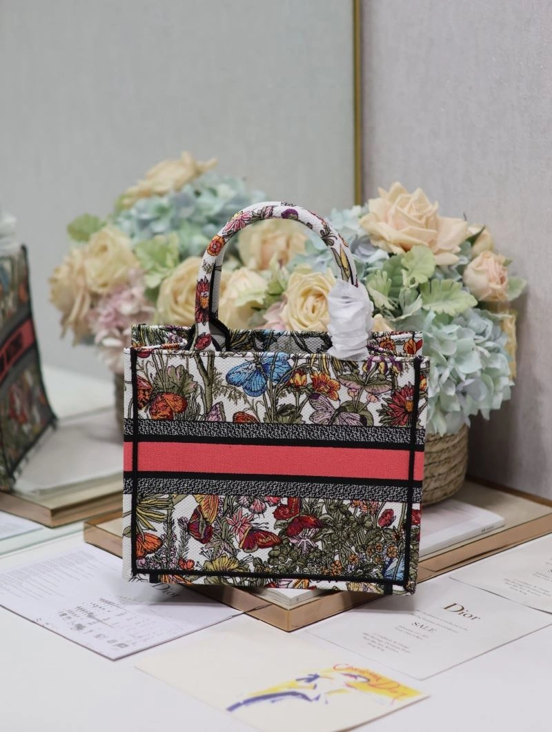 Functional Christian Dior Shopping Bags 73848