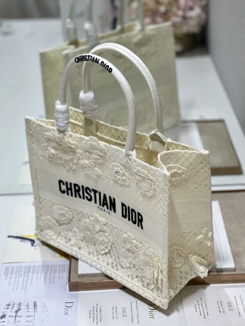 Timeless Christian Dior Shopping Bags 73841