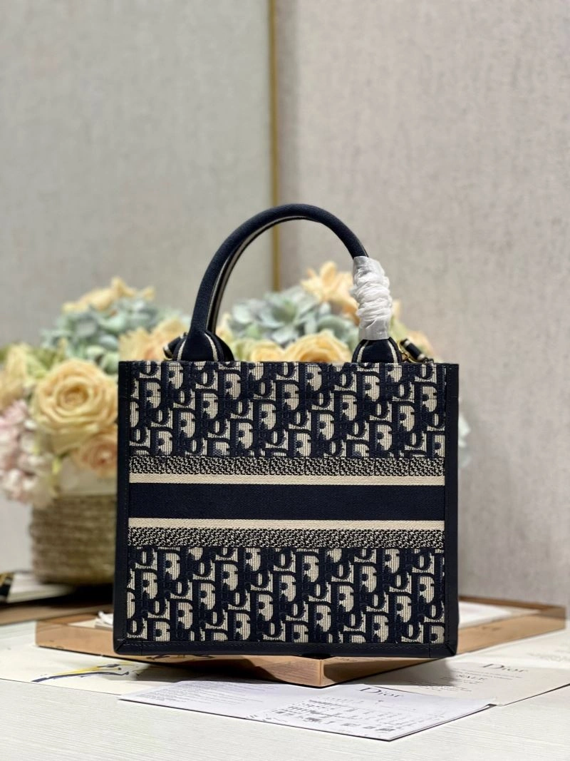 Fashionable Christian Dior Shopping Bags 73888